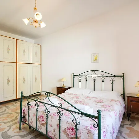 Classic - Easy Comfort A 10 Minuti Dal Mare Apartment *